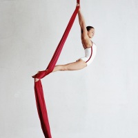 2-4-Valery-Katsuba-Air-Flight-Red-Ribbons120x120cm85x85cm5